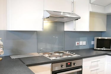 1 bed flat, North Road West, Stonehouse, Plymouth, PL15DJ - Image 10